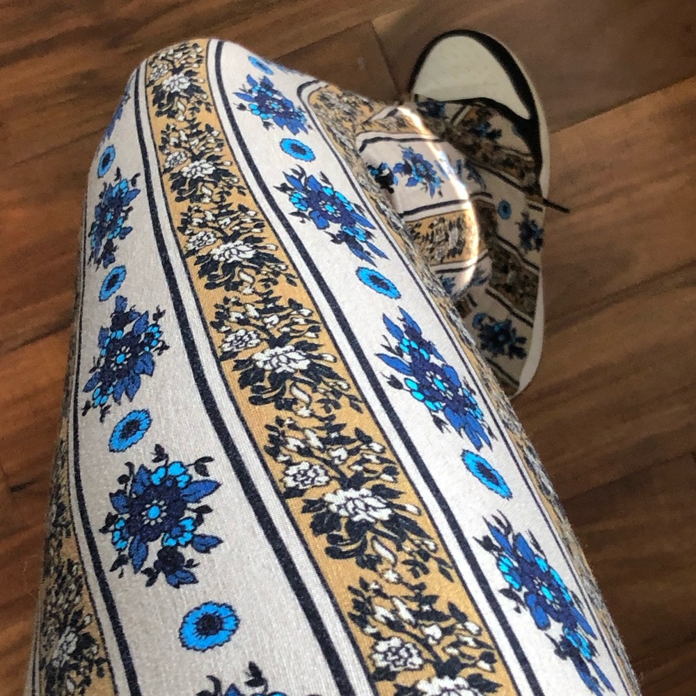 Novella Royale Bell Janice Bottoms